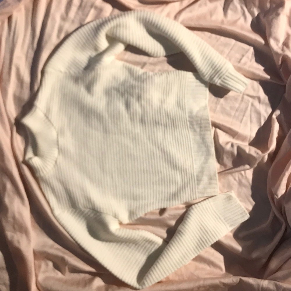 Size 4 pretty little thing sweater